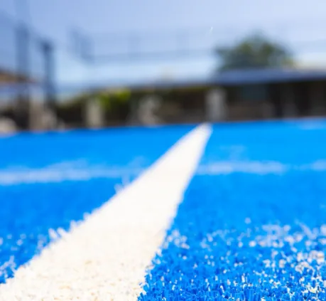 Matériaux de construction d'un terrain de padel