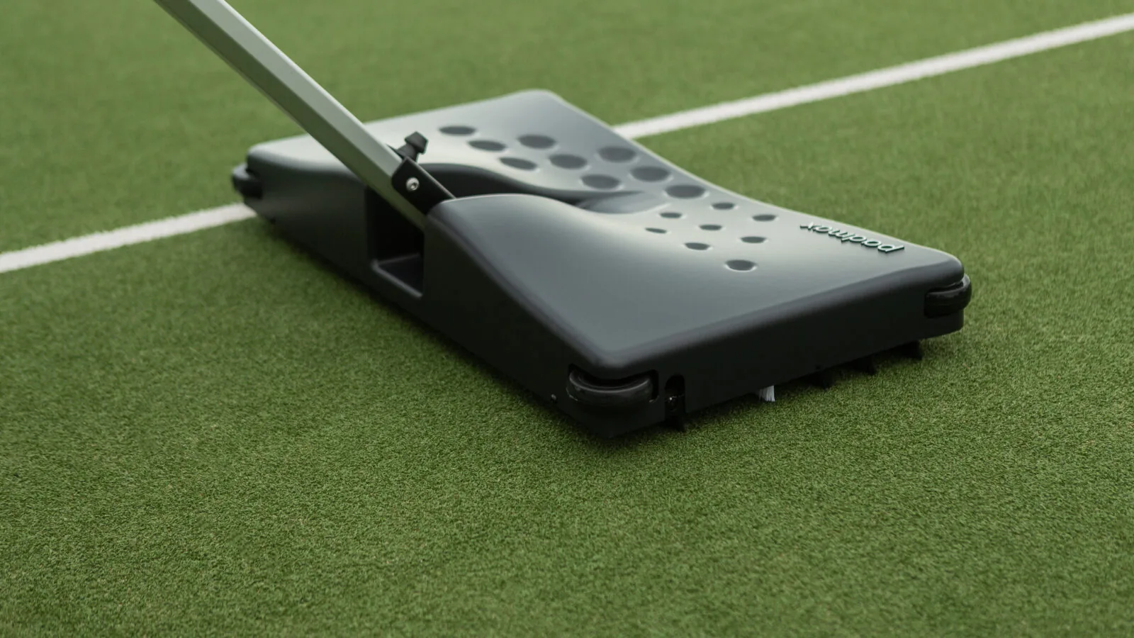 Maintenance de terrains de padel Padmax par PadelSet