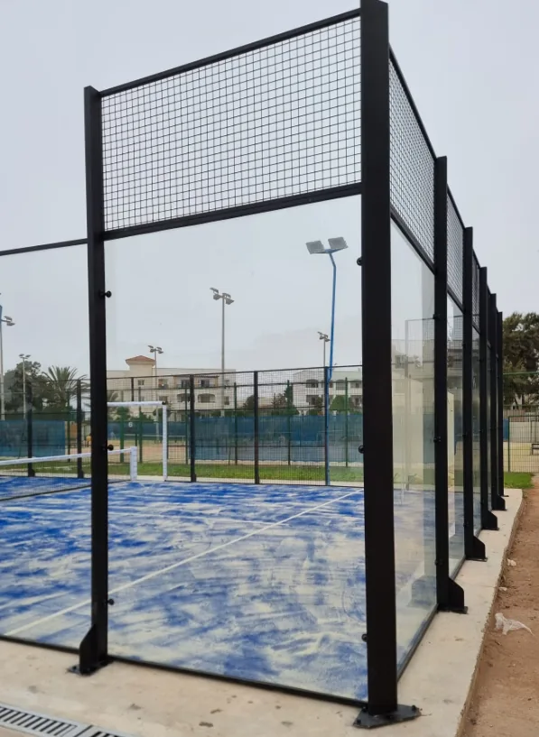 Éclairage LED du terrain de padel
